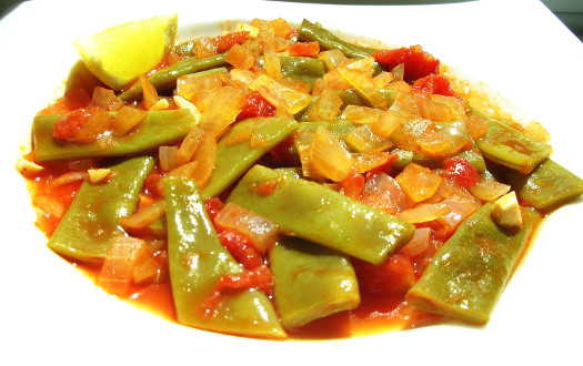 Etsiz Taze Yeşil Fasulye Yemeği Tarifi